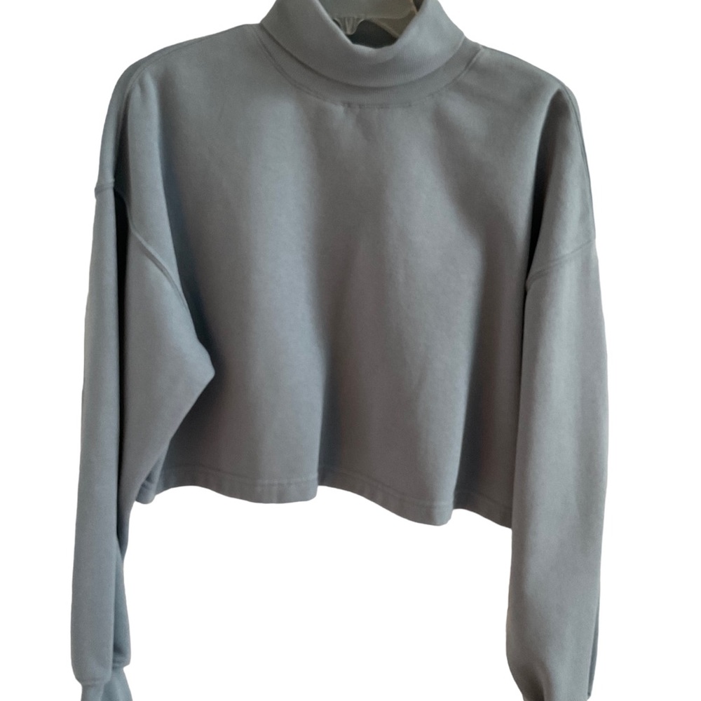 Divided  By H&M Cropped Sweatshirt. High Neck, Size Large
